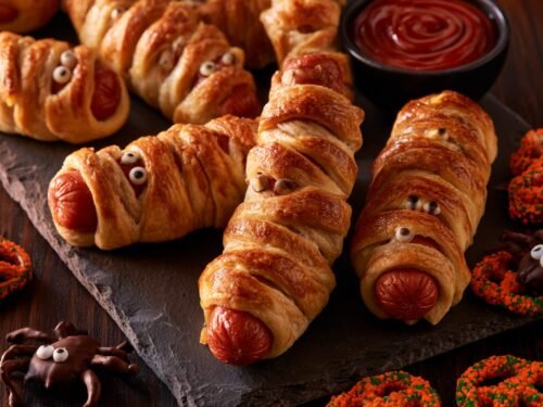 Easy Halloween Mummy Hot Dogs | Spooky Party Snacks